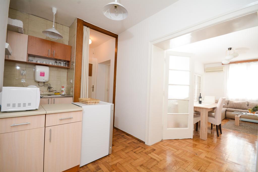 Apartments City Hall Beograd Phòng bức ảnh